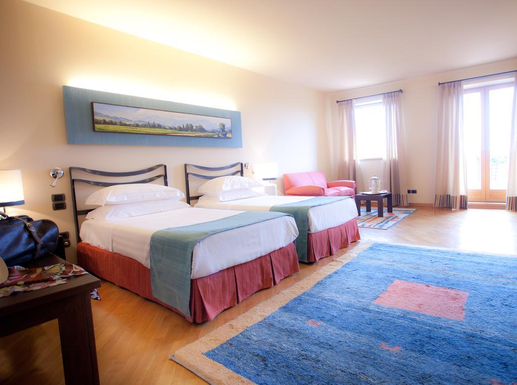 Le Tre Vaselle Resort & Spa Torgiano Luaran gambar